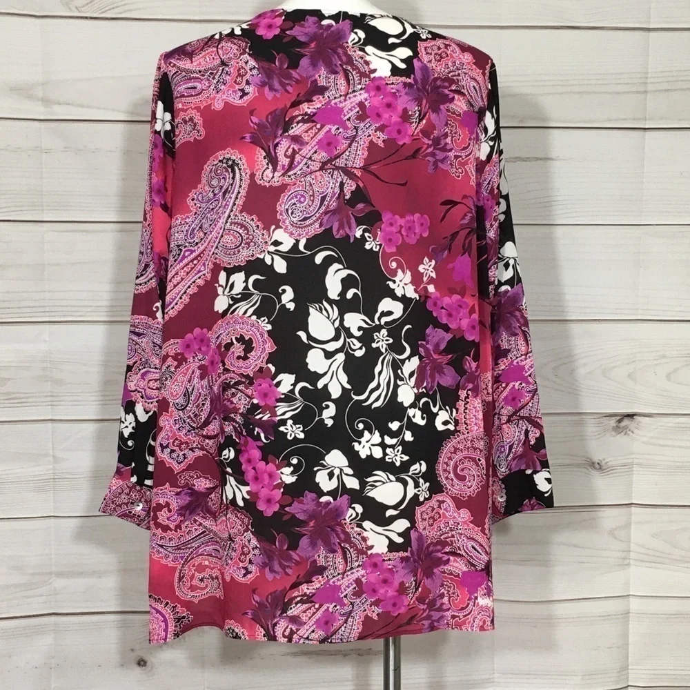 NWT Paisley Print Chennault Dressbarn Pink, Black & White Tunic Top Size 14/16 - Picture 3 of 7